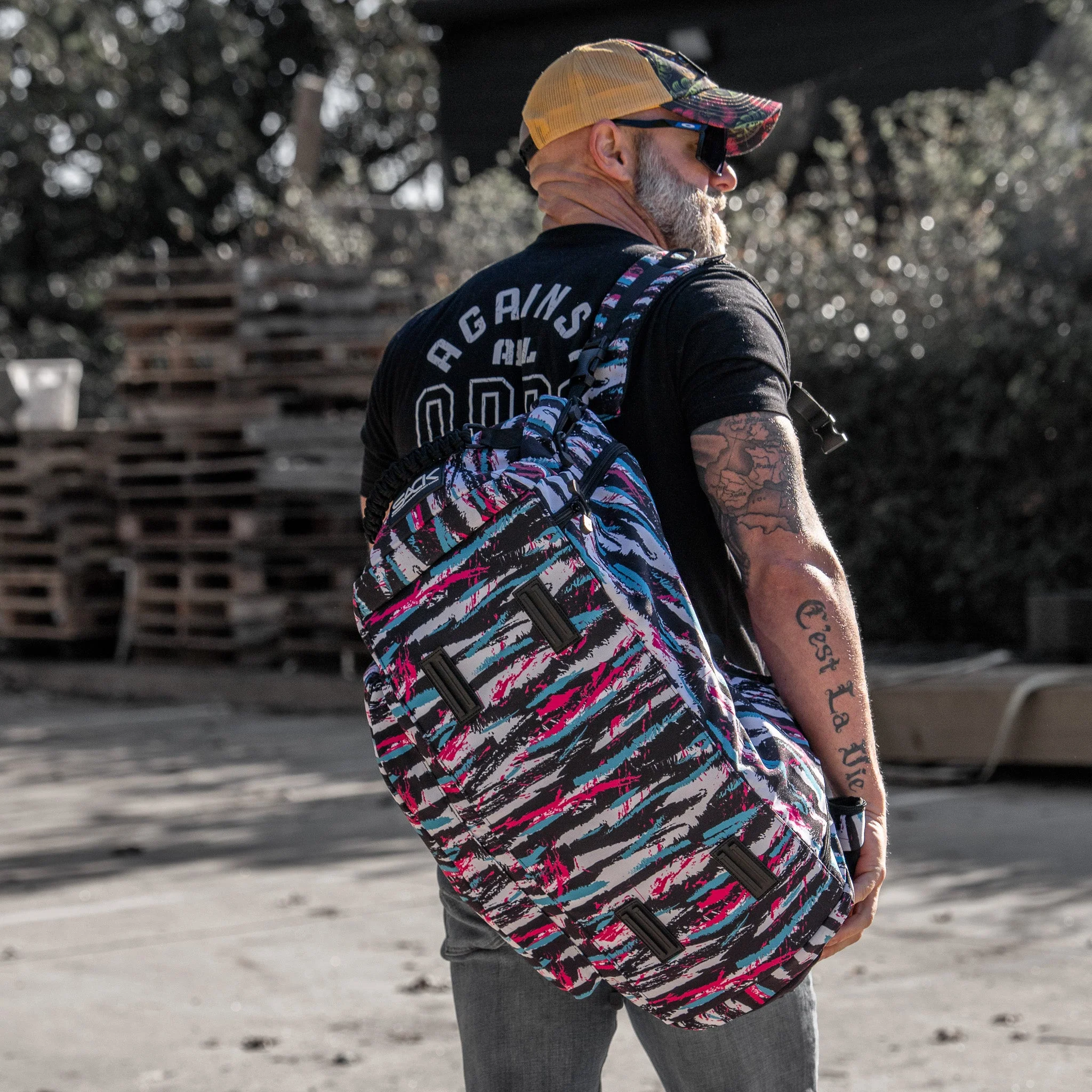 50L Sack⢠Dufflepack Hybrid Bag - Image 33