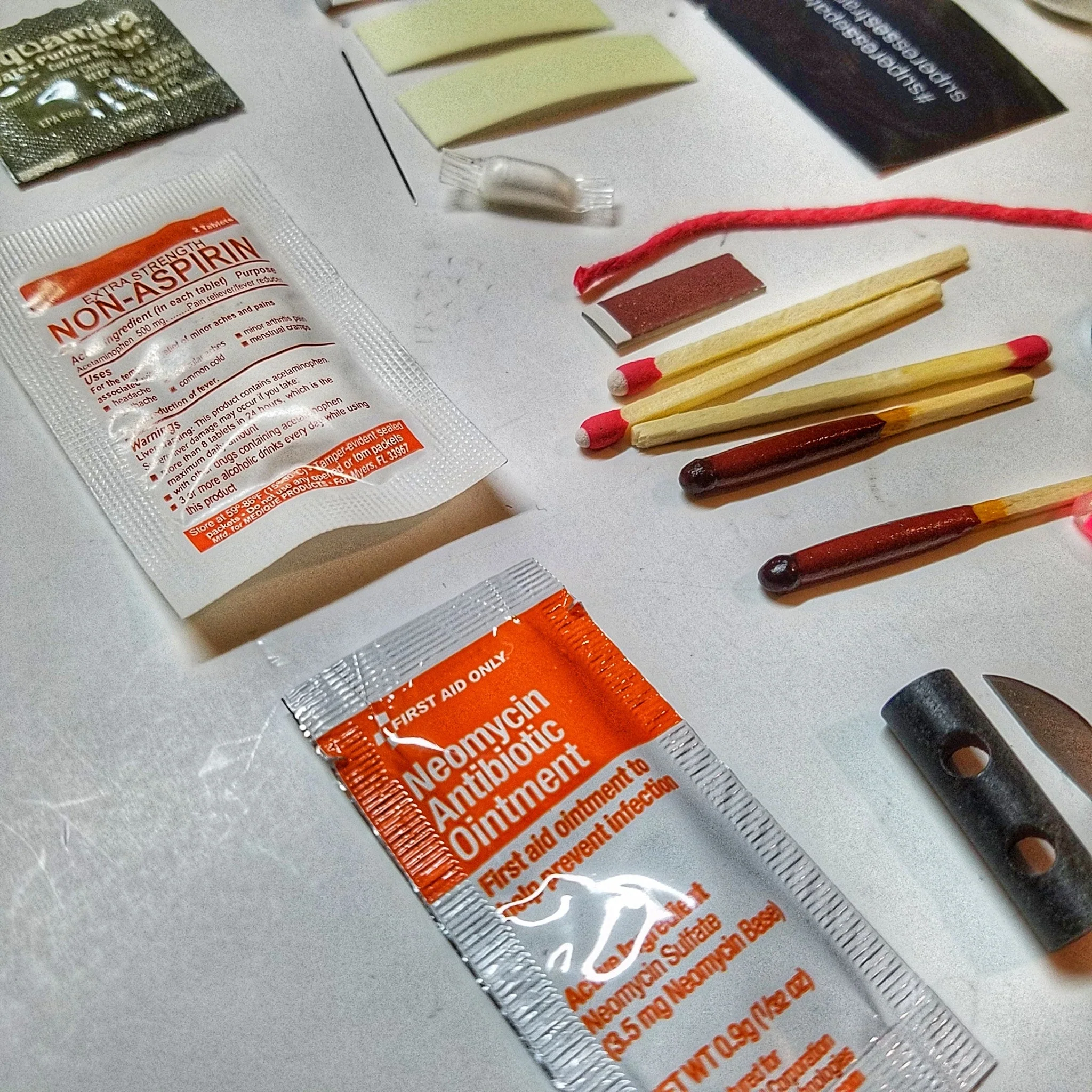 EDC Pocket Tin - Compartmentalized Survival Kits - Image 8