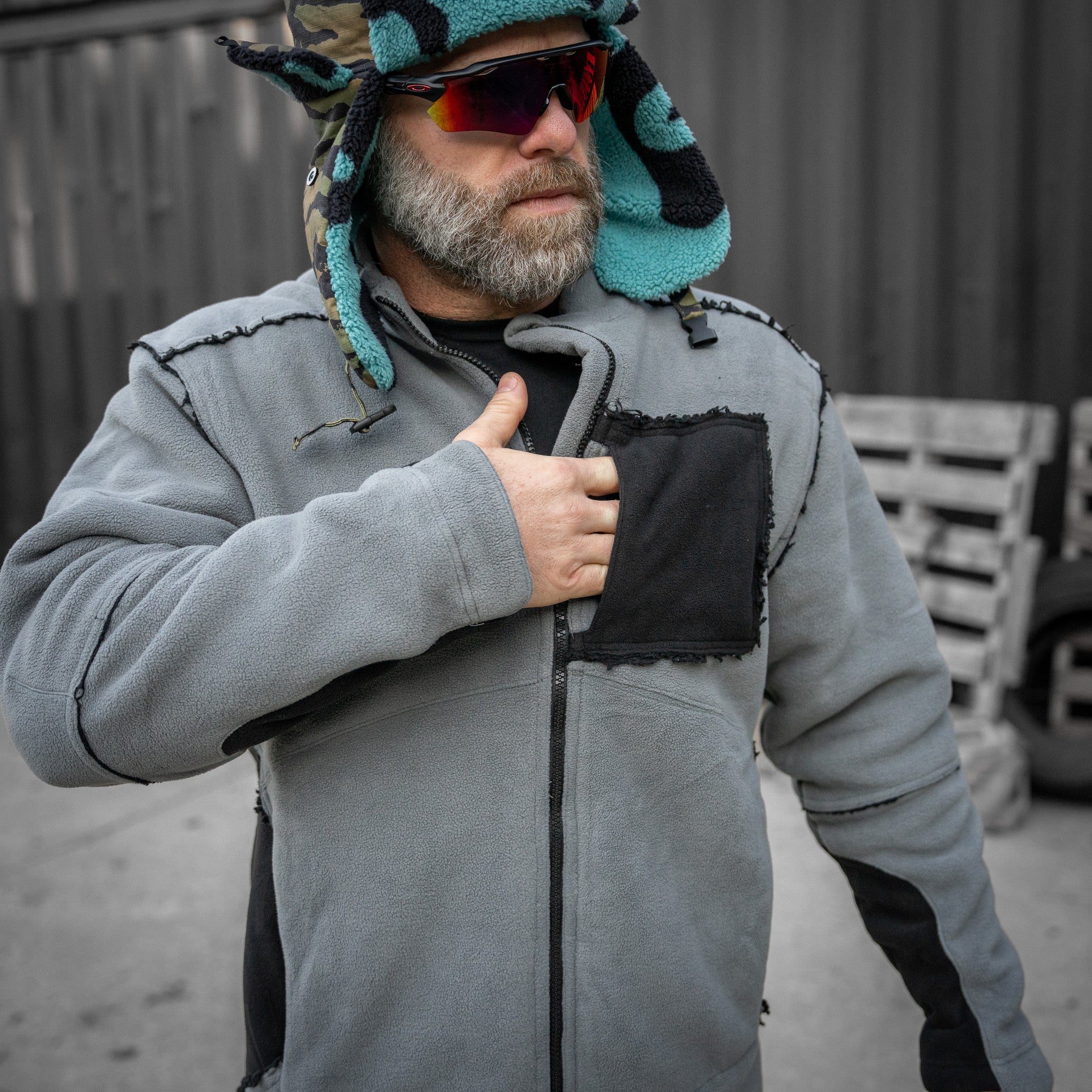 Expedition Plush Lined Men's Winter Jacket - Image 4