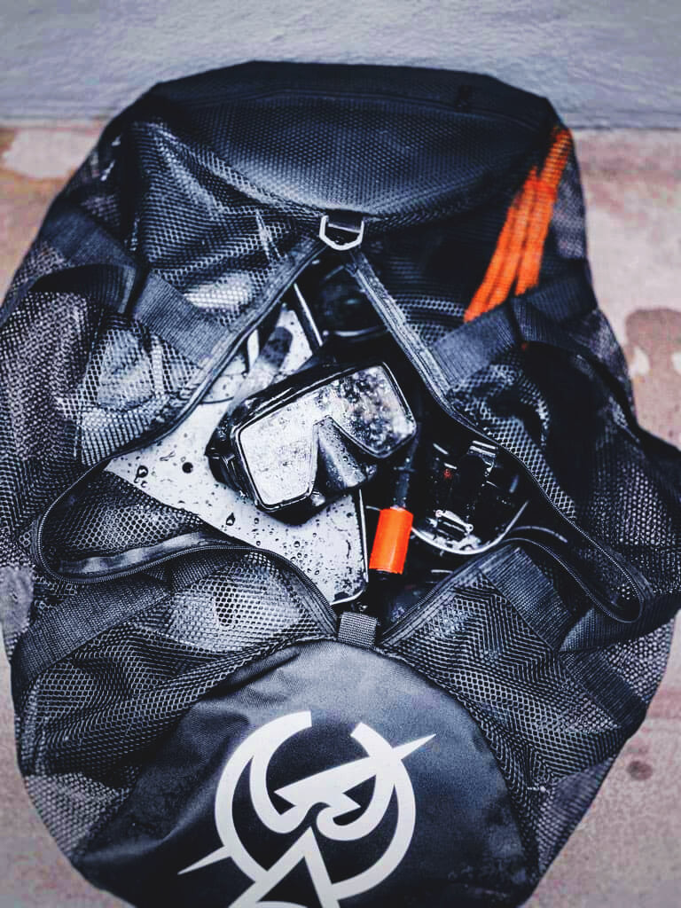 Maritime Mesh (M&M) Dive Bag - Image 4