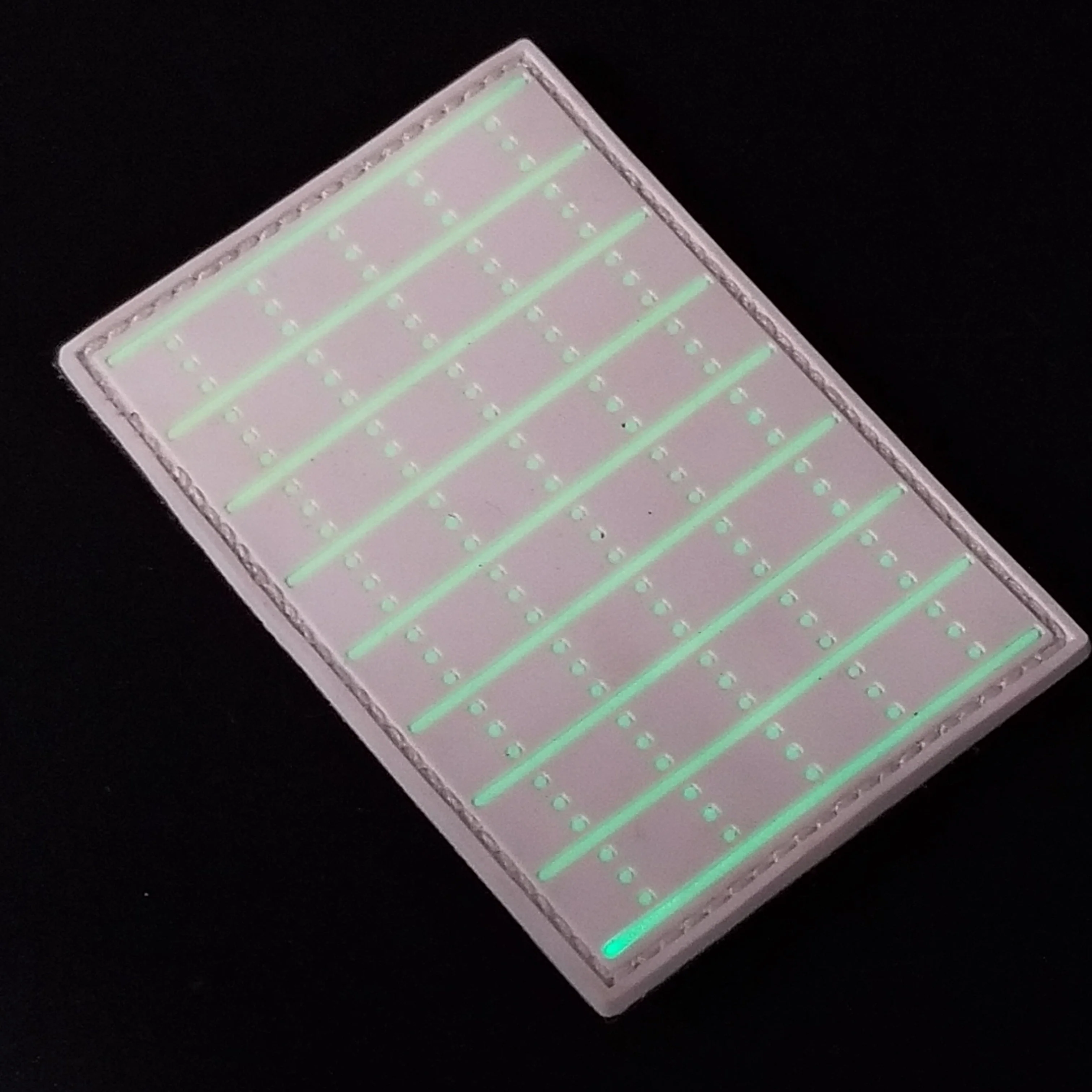 Note Patch Kit: Writable PVC surface for field notetaking with illuminated memo graph. - Image 16