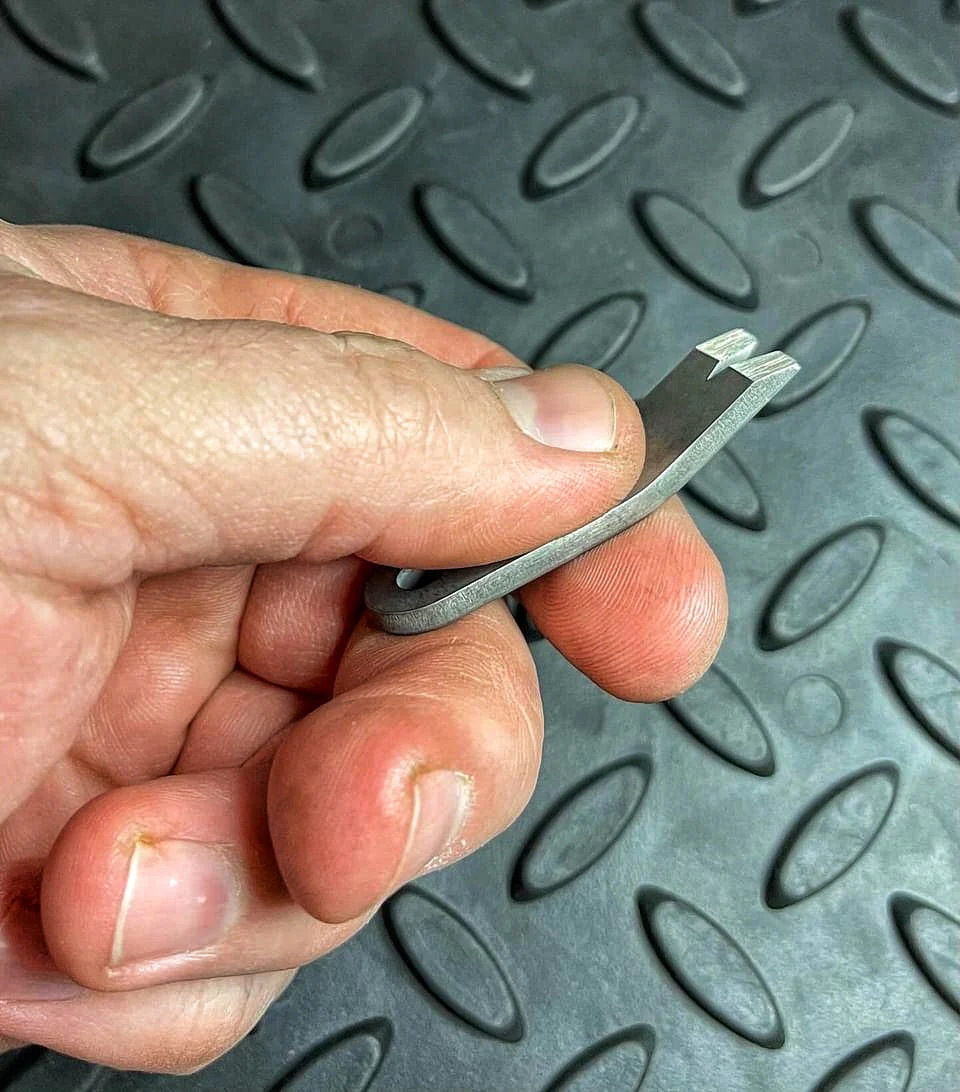 Superesse Micro Task Tool (S-MTT): EDC Pry Implement - Image 8
