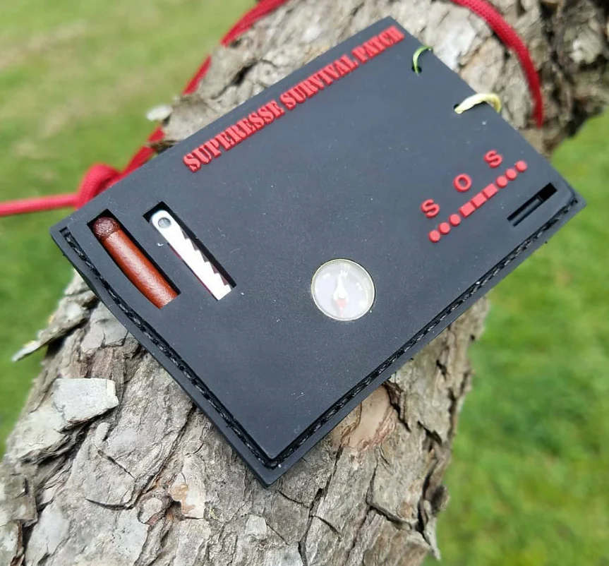 Superesse Survival Patch: Compartmentalized Micro EDC and Survival Kit - Image 4