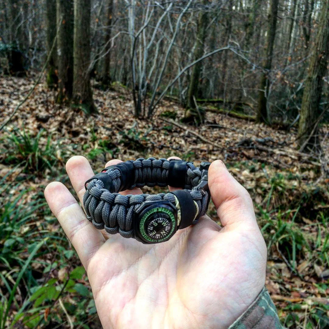 The Escape Evade Pathfinder: Military & Tactical Strap w/ SERE kit, Compass, Kevlar Saw, Cuff Key. - Image 9
